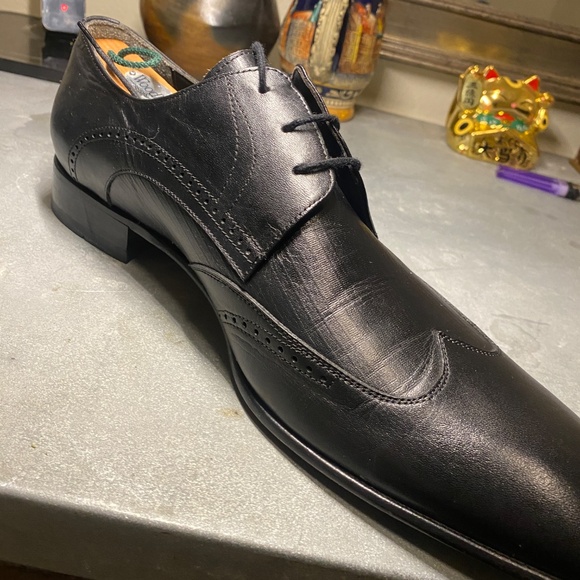 Gucci Men’s Black Leather Lace-up shoe 12